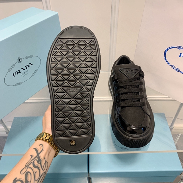 ブランド激安靴角部分ディテール